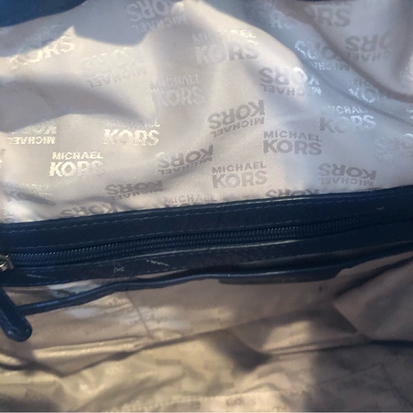 Michael Kors Navy Astor Purse - Picture 9 of 15